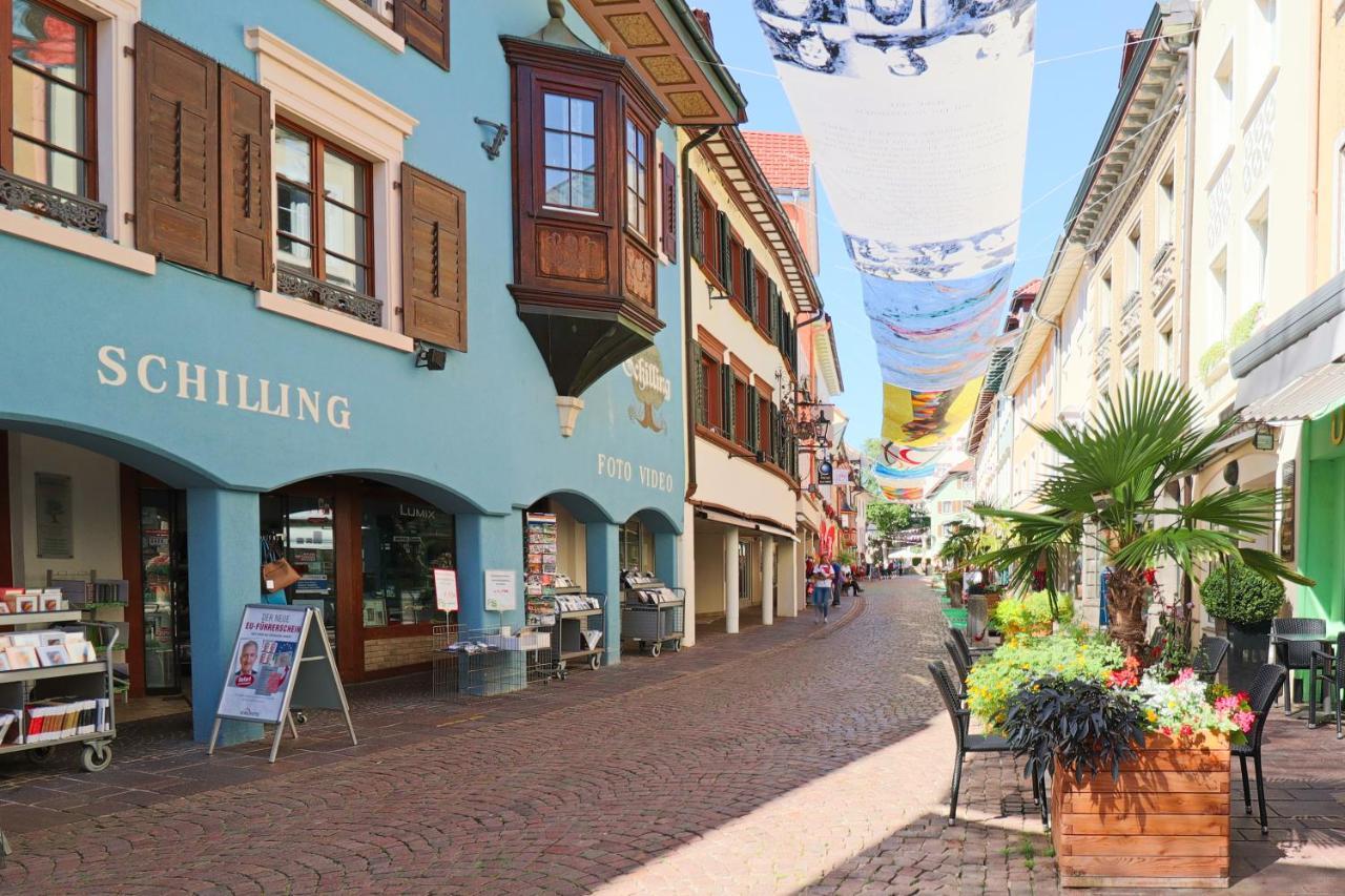 Loewe Apartment Gold Tiengen Altstadt Waldshut-Tiengen Bagian luar foto