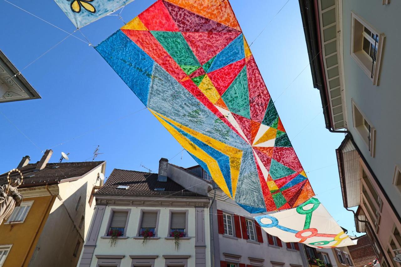 Loewe Apartment Gold Tiengen Altstadt Waldshut-Tiengen Bagian luar foto